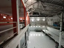 Disewakan gedung untuk usaha
