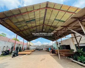 Dijual Tanah Bonus bangunan Gudang lokasi di Jl Panji Suroso