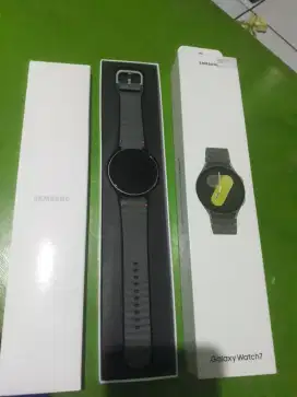 dijual Jam Tangan Galaxy Wathch7