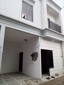 Dijual Rumah Baru Siap Huni Minimalis di Jagakarsa dekat Tol Brigif 1