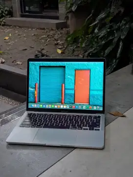 Macbook Pro M2 16/256gb