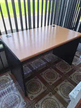 Meja kerja meja kantor