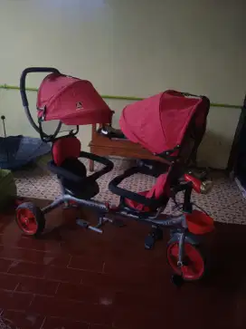 Sepeda kembar anak