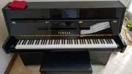 UPRIGHT PIANO YAMAHA JU 109 PE