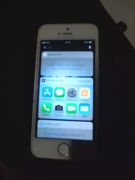 Ipone a5s 32gb warna putih mulus