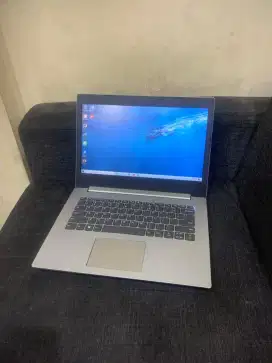 Laptop lenovo ram 8/ amd A9 setara i5 / ssd 128