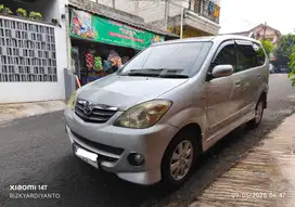 Toyota Avanza 2010 Bensin