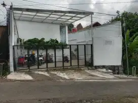 Kost unnes pinggir jalan full penghuni murah milik sendiri