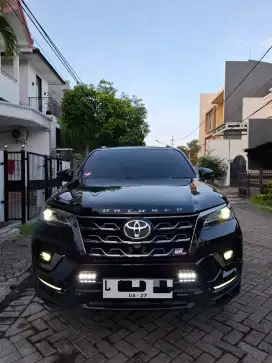 KM 28 RB!! VRZ 2.8 GR Sport 4x2 2022 Matic AT Diesel Solar Hitam