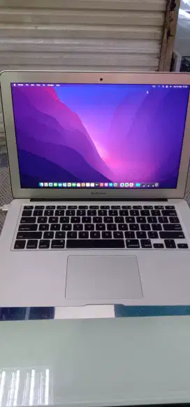 di beli macbook pro macbook Air kondisi bagus rusak