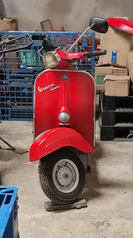 Vespa Super 1978 as besar original look