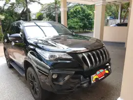 Toyota Fortuner 2.4 TRD AT 2x4 Solar 2020