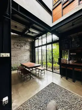 Dijual rumah modern industial di emerald bintaro