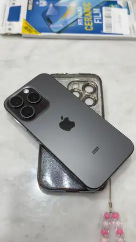 Iphone 15 Pro 256 GB Tangan Pertama Pemakaian Pribadi