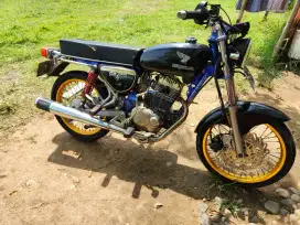 Motor GL 160 cc kondisi mulus