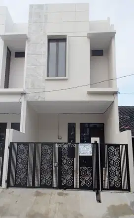 Rumah Tingkat Harga Merakyat Kemana2 Dekat
