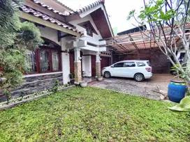 DIJUAL CEPAT Rumah Nyaman di Tubagus Ismail Dago Bandung