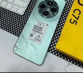 Hp poco c75 baru dipake 1minggu masih mulus ada kardusnya