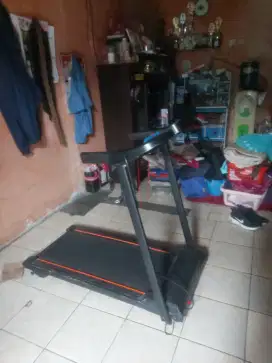 Treadmill elektrik twin bekas rasa baru