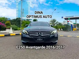 Mercedes-Benz E250 AVANTGARDE 2016 / 2017 2.0 AT
