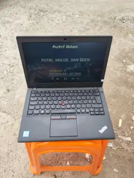 Laptop lenovo thinkpad x260 Core i5 gen 6 ram 8gb ssd 256gb