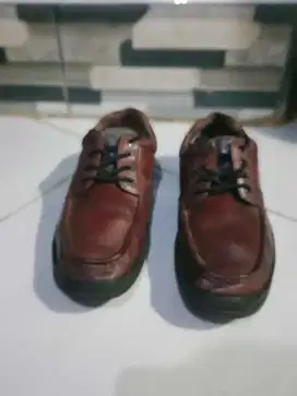 SEPATU CLARKS LEATHER SIZE 45