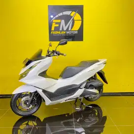 Honda PCX 160 2021 putih plat Tangerang Selatan
