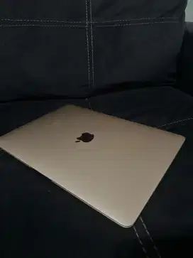 Lektop Apple macbook air m1