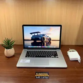 Jual cepat!!Macbok Pro retina 15inc 2015 core i7 ram 16Gb ssd 512Gb