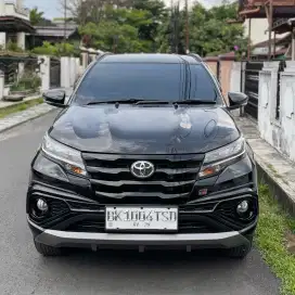 [DP 60jt] Toyota Rush GR Sport 1.5 M/T 2024 Hitam