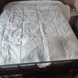 Bedcover putih/Inner duvet kingkoil 220*230