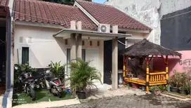 Rumah siap huni di Jati Asih Bekasi