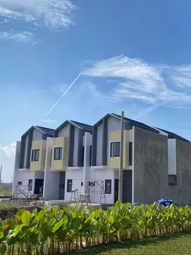 rumah dua lantai siap huni tanpa DP