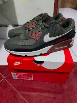 Nike Air Max 90 Size 43 Kondisi New BNIB Original 100%