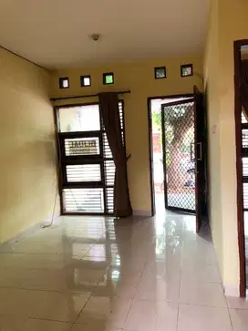 Dijual Cepat Rumah SHM Siap Huni di Cibubur
