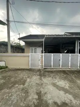 Rumah di Bekasi Jatiluhur Sertifikat Hak Milik Dekat Tol Jatiasih