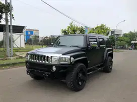 Hummer H-3 2011 Hitam