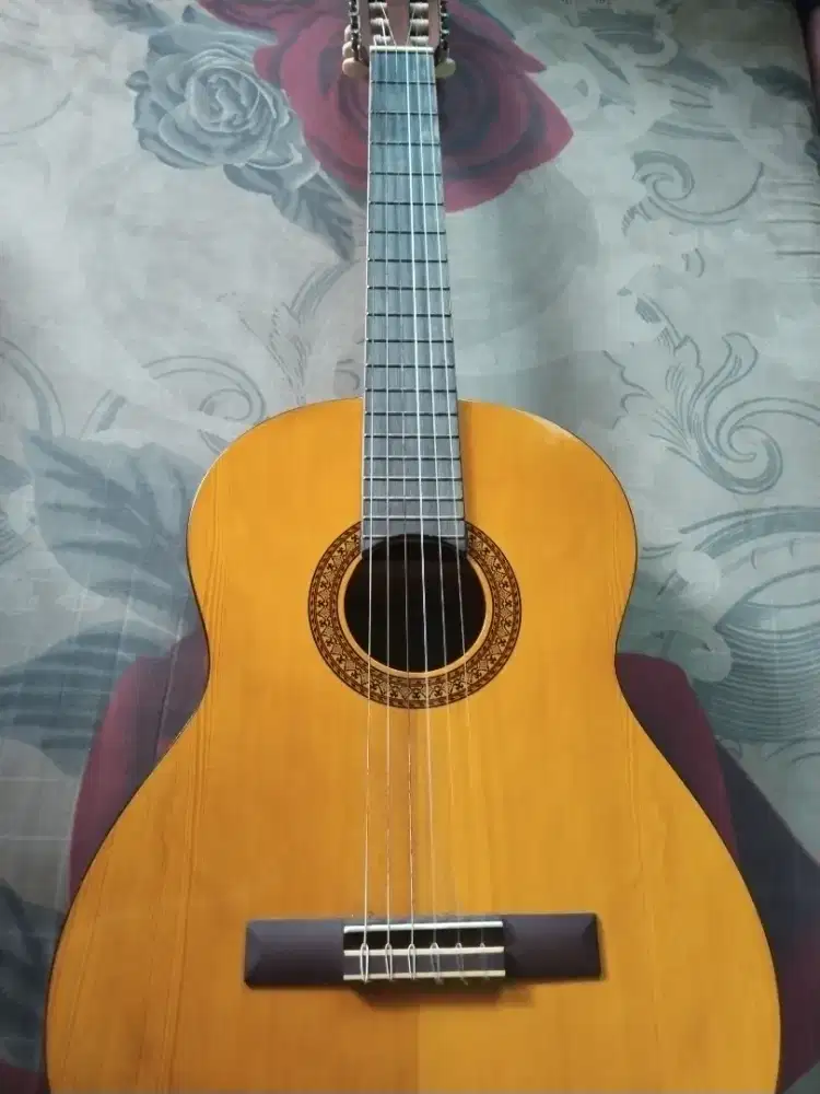 gitar yamaha klasik