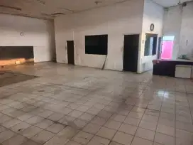Disewakan ruko gandeng Di jl Utama ex showroom Di medan satria Bekasi