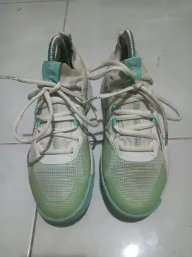 Sepatu badminton Perfly BS 900 Lite Original
