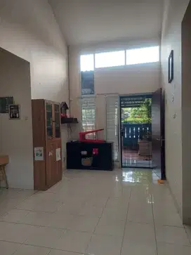 Di Jual Rumah Di Harapan Indah 2 Cluster Aralia