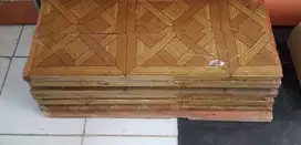 Ada 3 potong Papan Ambalan,Tebal 3Cm,Panj.73Cm,L 30Cm,murah/NET.