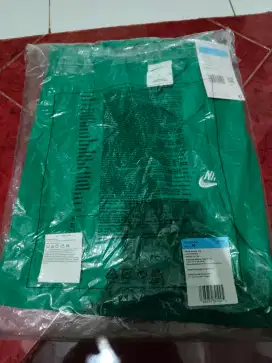 Kaos Polo Pria Nike Size M Kondisi New BNWT Original 100%