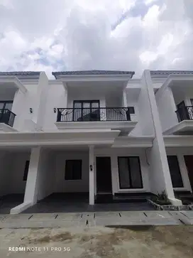 Rumah Classic Modern Siap Huni Dekat Sekolah Al Azhar Bintaro