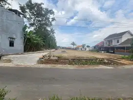 Tanah Siap Bangun Tepi Aspal di Wedomartani Dekat SD Budi Mulia