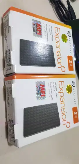 2 Unit Hardisk External 2TB Merk Seagate Expansion
