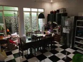 Dijual Puri Surya Jaya Cluster Taman Paris