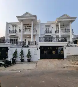 Rumah Lux Plus Lift dan Rooftop Dekat Citos dan Mrt Fatmawati