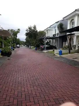 RUMAH RAPI GADING SERPONG SAMPING MALL SUMARECON SERPONG