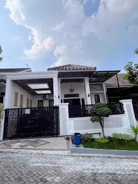Rumah cantik siap huni PERMATA PURI NGALIYAN